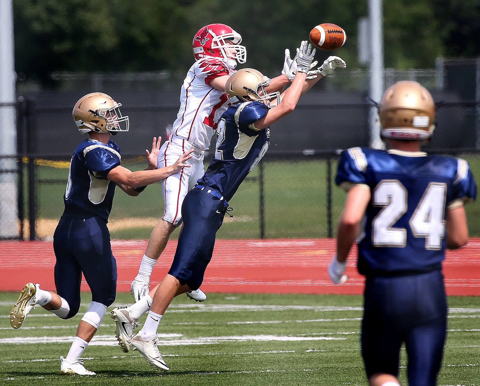 Aug. 25: Stevens Point Pacelli vs. La Crosse Aquinas